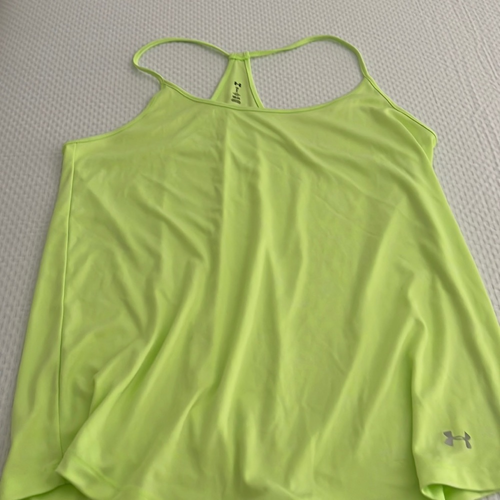 Under Armor green tank perfect condition